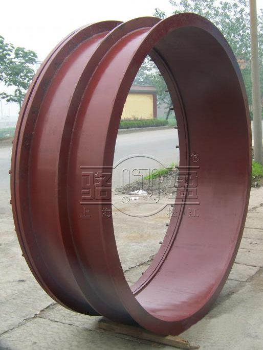 大型<a href=http://www.m.phoenixme.com.cn target=_blank class=infotextkey>防水套管</a>
